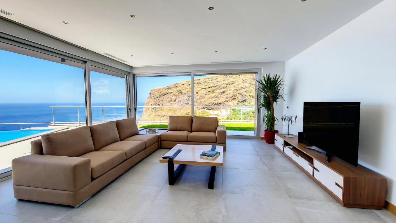 Villa Blue Horizon By Lovelystay Tabua  エクステリア 写真